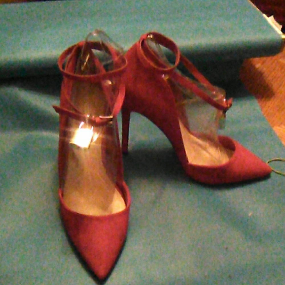 Ladies heels,